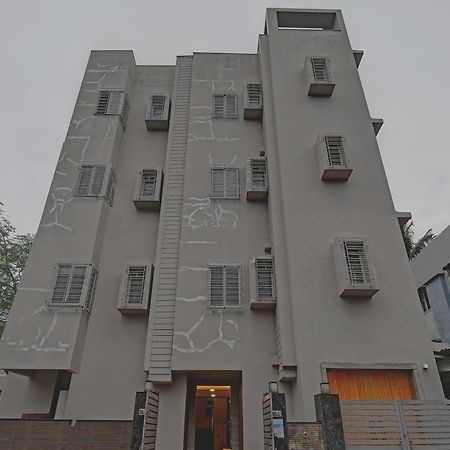 Super Townhouse Hotel All In One Near City Centre Salt Lake Salt Lake City Exterior photo