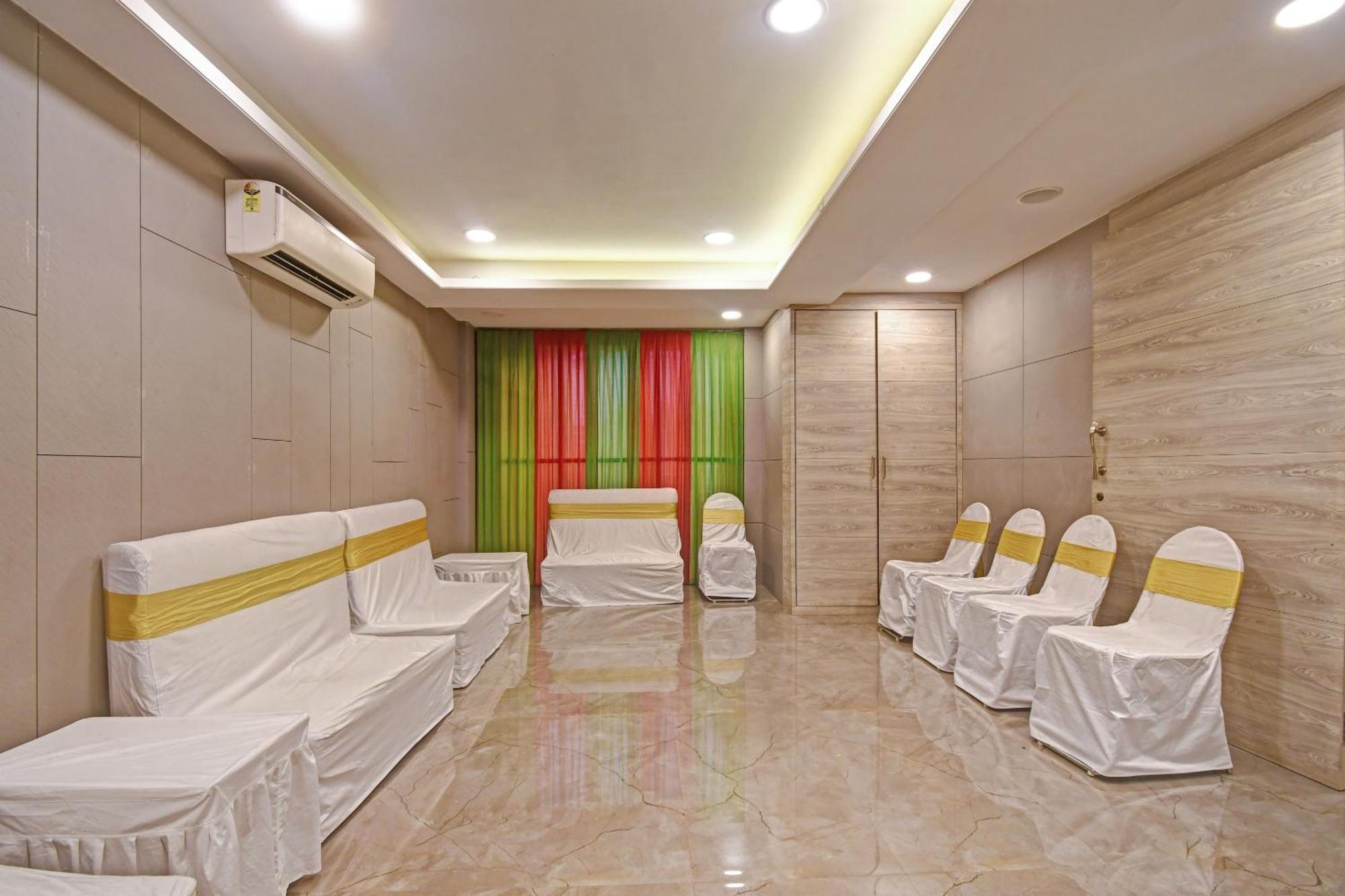 Super Townhouse Hotel All In One Near City Centre Salt Lake Salt Lake City Exterior photo